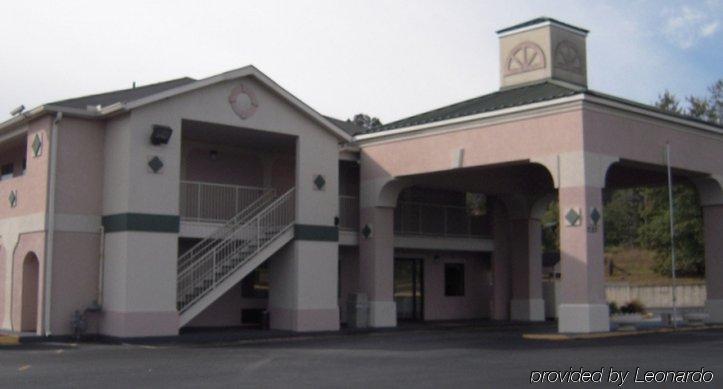 Country Hearth Inn & Suites Огъста Екстериор снимка